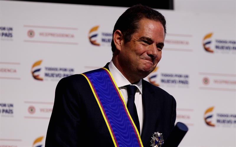 Vargas Lleras dice que Colombia puede crecer el 5 % anual si gana la Presidencia